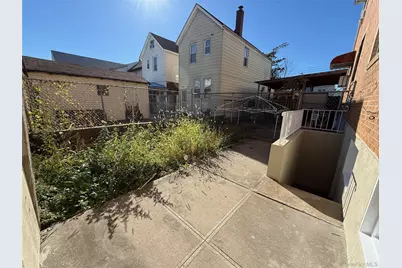 12408 94th Avenue, Richmond Hill, NY 11419 - Photo 17