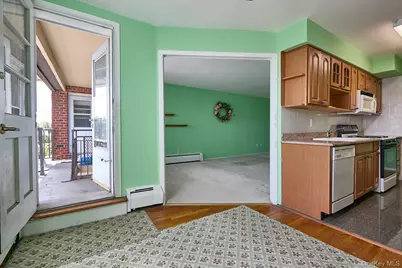 60 Hempstead Avenue #3P, Lynbrook, NY 11563 - Photo 9