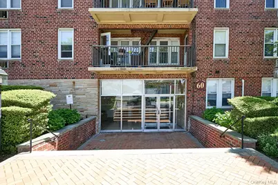 60 Hempstead Avenue #3P, Lynbrook, NY 11563 - Photo 1