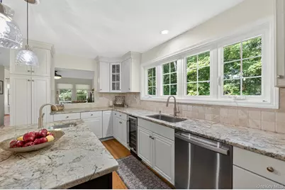 40 Nottingham Way, Mahopac, NY 10541 - Photo 13