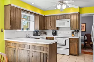 251 Bainbridge Ave, Thornwood, NY 10594 - Photo 7