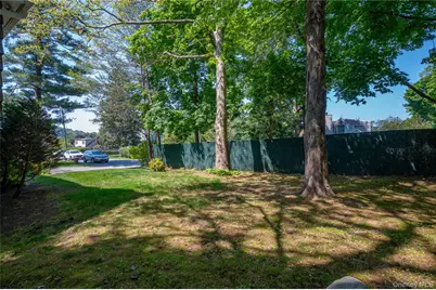 251 Bainbridge Avenue, Thornwood, NY 10594 - Photo 27