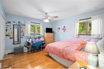251 Bainbridge Avenue, Thornwood, NY 10594 - Photo 21