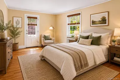110 Knollwood Road, Rockville Centre, NY 11570 - Photo 25