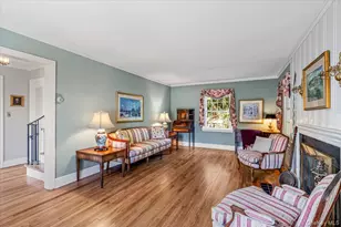 110 Knollwood Rd, Rockville Centre, NY 11570 - Photo 9