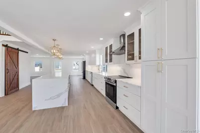 66 Lighthouse Road, Babylon, NY 11702 - Photo 15