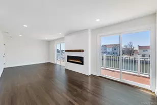 66 Lighthouse Rd, Babylon, NY 11702 - Photo 23