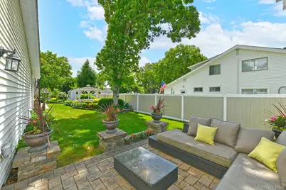 1019 Old Medford Avenue, Farmingville, NY 11738 - Photo 39