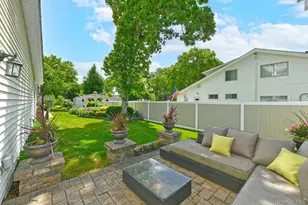 1019 Old Medford Ave, Farmingville, NY 11738 - Photo 39