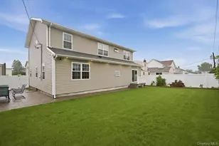 3563 Raven St, Levittown, NY 11756 - Photo 27