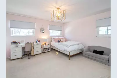 183 Soundview Drive, Port Washington, NY 11050 - Photo 15