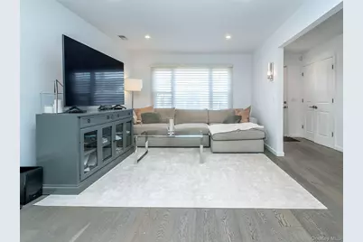 183 Soundview Drive, Port Washington, NY 11050 - Photo 3