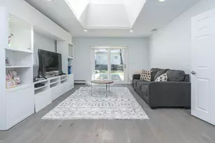 183 Soundview Dr, Port Washington, NY 11050 - Photo 13