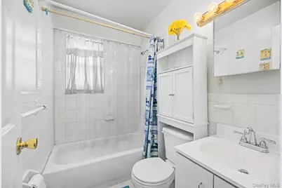 2459 Lodovick Avenue, Bronx, NY 10469 - Photo 17