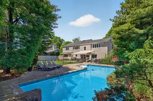 49 Annandale Rd, Commack, NY 11725 - Photo 37