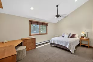 49 Annandale Rd, Commack, NY 11725 - Photo 33
