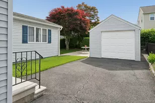 21 Hayes Dr, Eastchester, NY 10709 - Photo 19