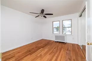 168-14 110th Rd, Jamaica, NY 11433 - Photo 11