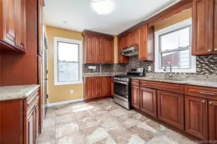 168-14 110th Rd, Jamaica, NY 11433 - Photo 7