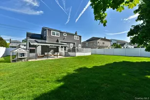 383 Violet St, Massapequa Park, NY 11762 - Photo 33