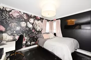 383 Violet St, Massapequa Park, NY 11762 - Photo 17