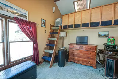 135 Howard Street, Port Jefferson, NY 11776 - Photo 9