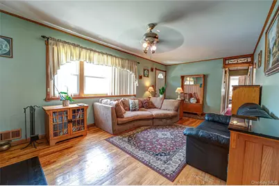 135 Howard Street, Port Jefferson, NY 11776 - Photo 3