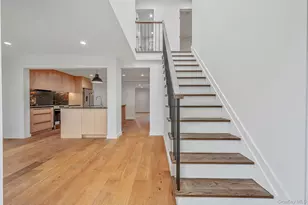 40 Buttercup Ln, Levittown, NY 11756 - Photo 15