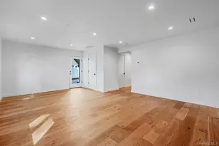 40 Buttercup Ln, Levittown, NY 11756 - Photo 19