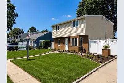 40 Buttercup Lane, Levittown, NY 11756 - Photo 1