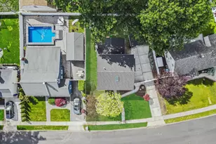 40 Buttercup Ln, Levittown, NY 11756 - Photo 37