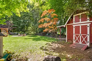 13 Provost Dr, Airmont, NY 10901 - Photo 37