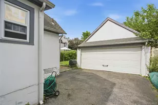 463 Beach Ave, Mamaroneck, NY 10543 - Photo 17