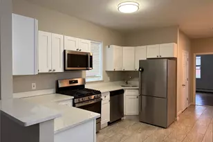 76 Van Cott Ave, Hempstead, NY 11550 - Photo 7