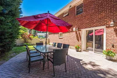 21 Lydia Lane, Garden City, NY 11530 - Photo 21