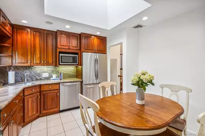 21 Lydia Lane, Garden City, NY 11530 - Photo 9