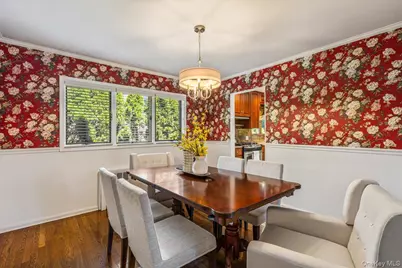 21 Lydia Lane, Garden City, NY 11530 - Photo 7