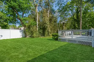 37 Aberdeen Dr, Mastic, NY 11950 - Photo 25
