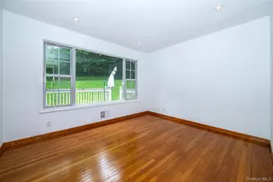 25 Crosshill Rd, Hartsdale, NY 10530 - Photo 11