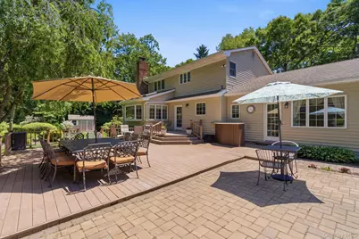 1 Regal Court, Saint James, NY 11780 - Photo 37