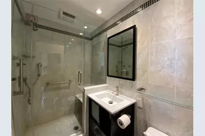 27010 Grand Central Parkway #28N, Floral Park, NY 11005 - Photo 21