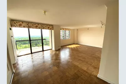 27010 Grand Central Parkway #28N, Floral Park, NY 11005 - Photo 3
