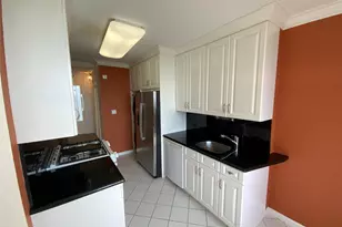 270-10 Grand Central Pkwy, Floral Park, NY 11005 - Photo 11