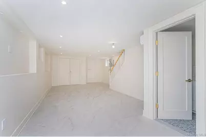 332 Willowbrook, New York, NY 10314 - Photo 13