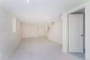 332 Willowbrook, New York, NY 10314 - Photo 13
