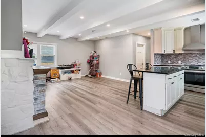 47 Bushwick Avenue, Brentwood, NY 11717 - Photo 3