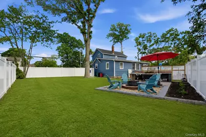 2 Taft Avenue, Islip, NY 11751 - Photo 25