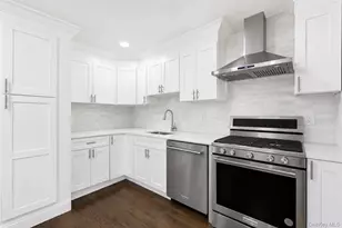 2 Taft Ave, Islip, NY 11751 - Photo 9