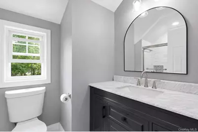 2 Taft Avenue, Islip, NY 11751 - Photo 19