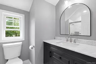 2 Taft Ave, Islip, NY 11751 - Photo 19
